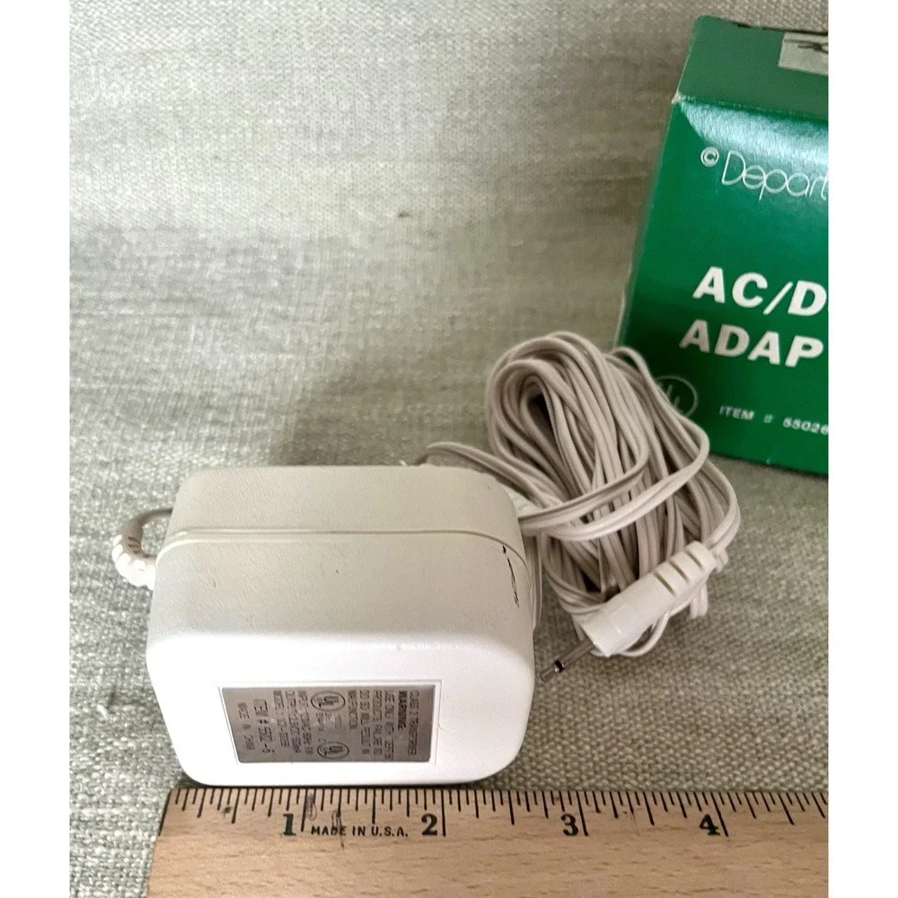 Department 56 AC/DC Adapter 2.5VDC 500mA Item 5502-6 Power Supply White